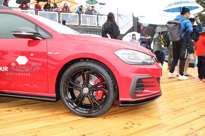 参加pologti改装节认识不一样的大众车