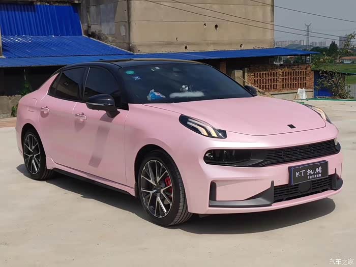 领克03改色电光樱花粉