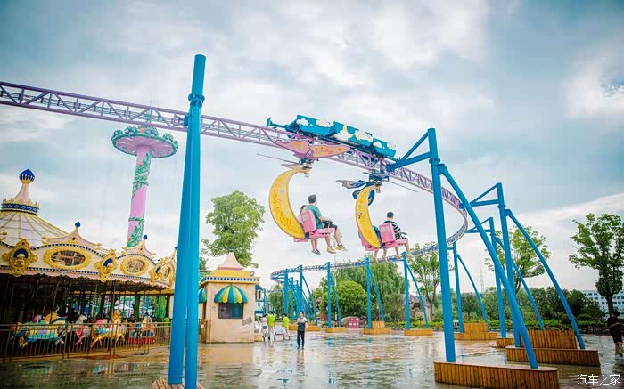 酷玩王国年轻人的暑期狂欢