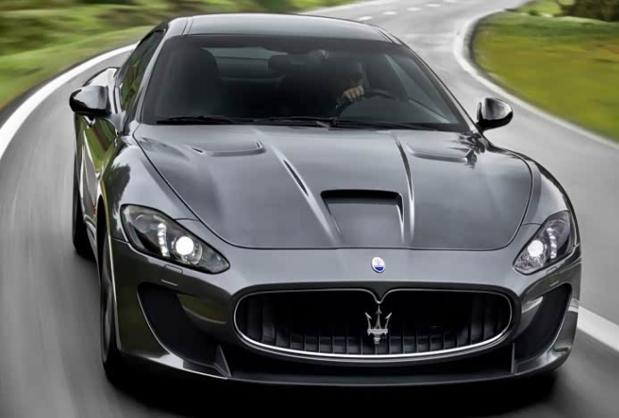 玛莎拉蒂尽显豪车品质