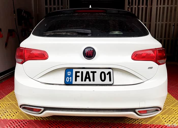 【图】菲亚特致悦车标改色【黑红】【教程】_致悦论坛_汽车之家论坛