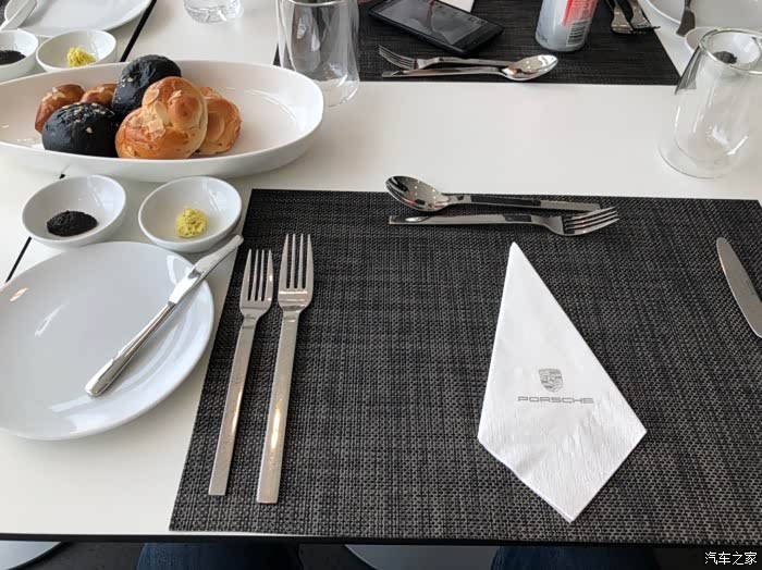 上海保时捷体验中心全车系驾控之旅