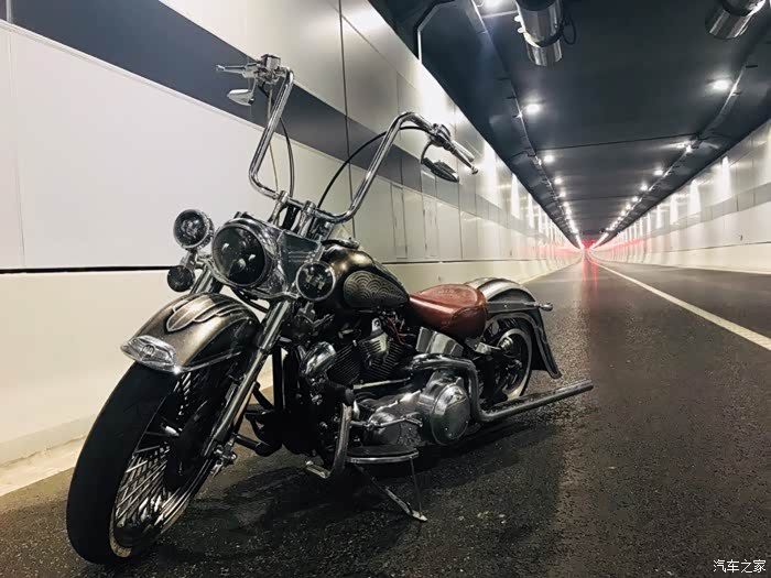 【图】欣赏一波哈雷继承者改西海岸匪帮_摩托车论坛_汽车之家论坛