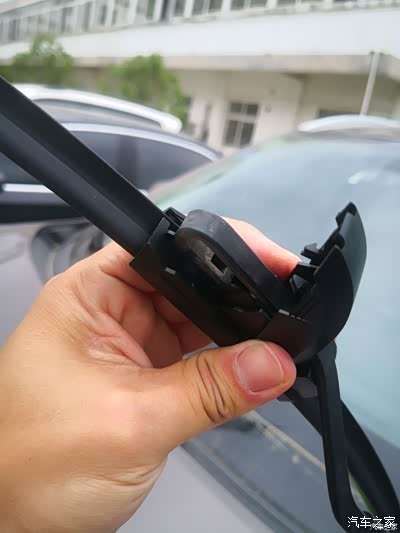 自己动手给欧蓝德更换雨刮器_欧蓝德论坛_手机汽车之家