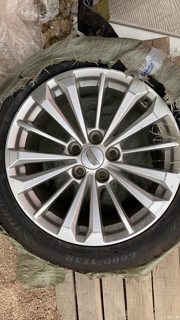 有需要17款凯迪拉克ct6原厂18寸轮毂的吗因改装轮毂拆
