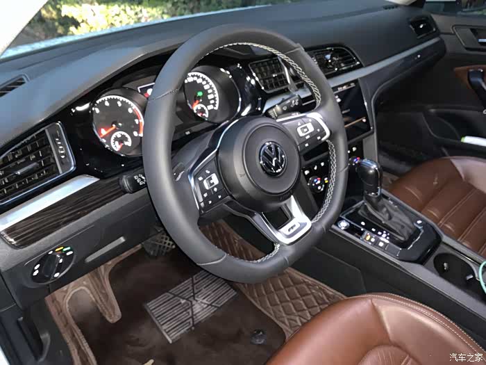 大众凌渡升级原厂rline方向盘