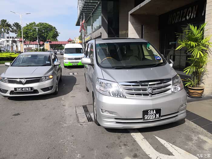马来西亚沙巴街头随拍!内有mazda皮卡.
