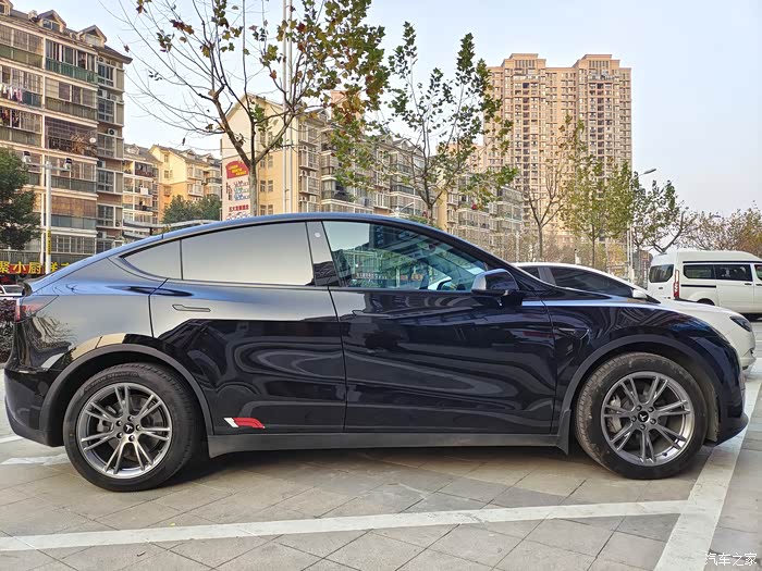 【图】特斯拉毛豆y换19寸锻造轮毂_model y论坛_汽车之家论坛