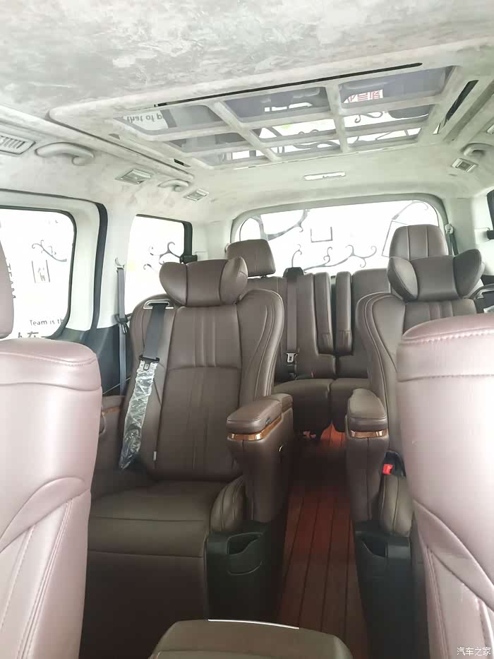 大空间商务车,东风风行m7