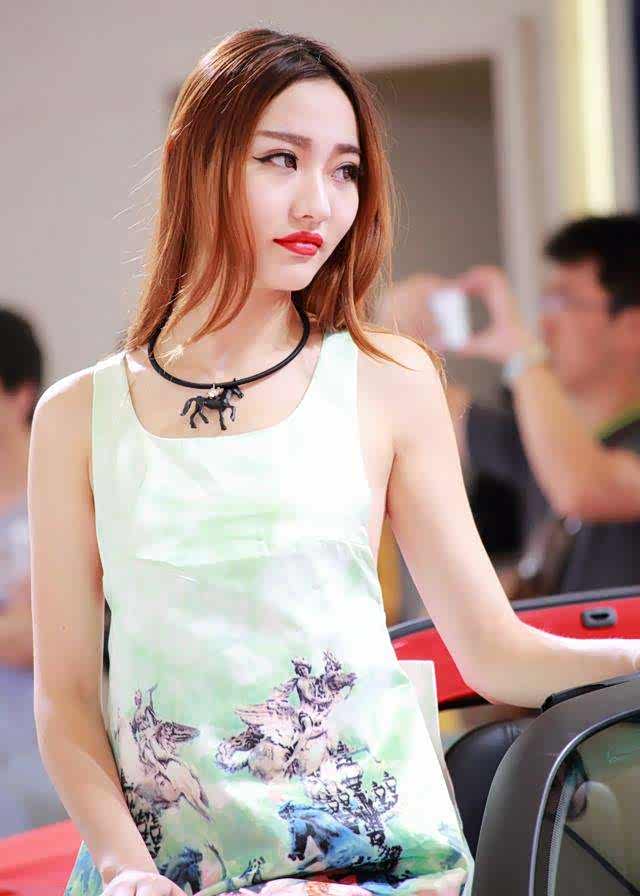 香车美女 ,相得益彰 ,聚光灯下最耀眼的明星