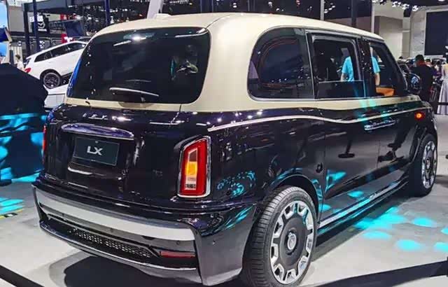 对开门,双色车身,车头还带飞马立标_abt sq8论坛_汽车之家论坛