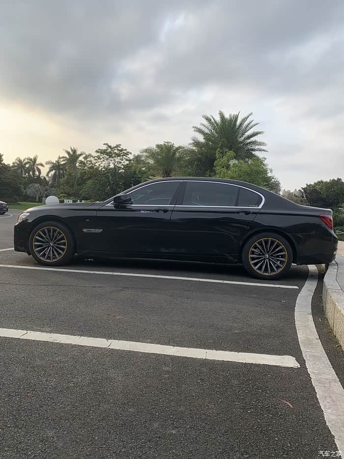 宝马740马年限量版坐标深圳