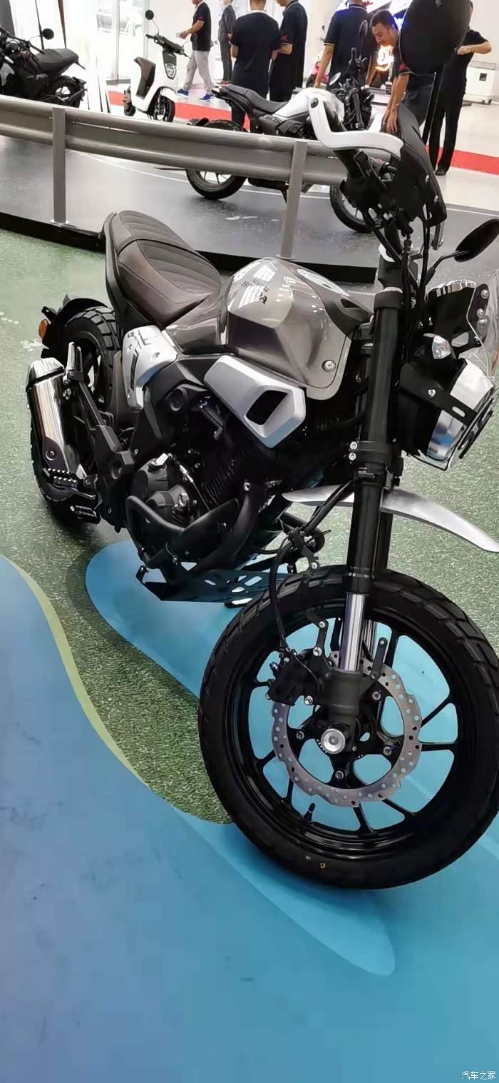 新大洲本田cbf190tr复古街车怎么样?