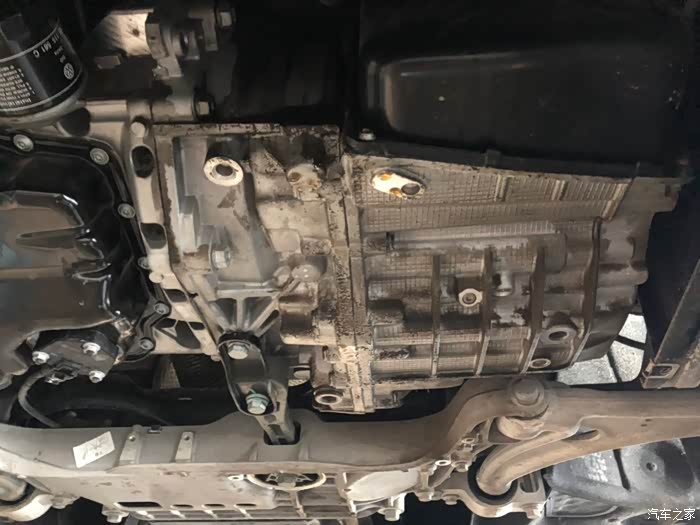 新买的奥迪q3一年 发生了变速箱漏油