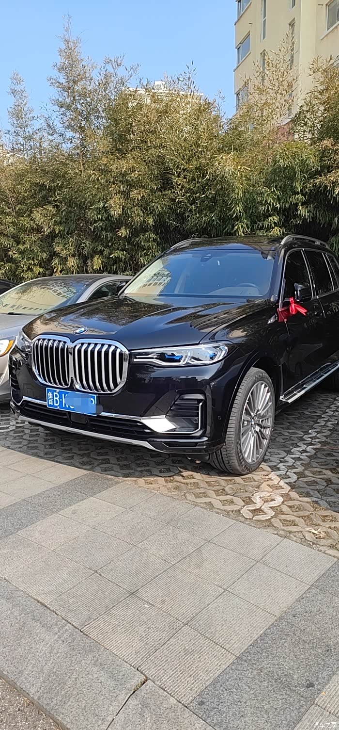 宝马x7的轮毂以及提车时间