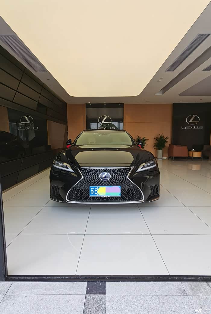 从精神小伙成长为优雅大叔-ls500h卓越版提车_雷克萨斯ls论坛_汽车之