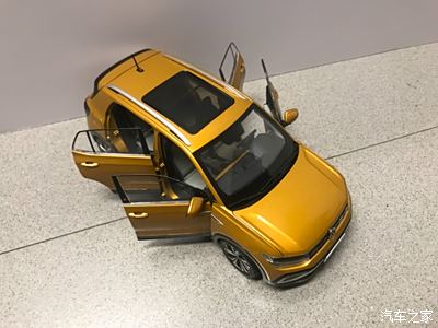 汽车俯视模型图片