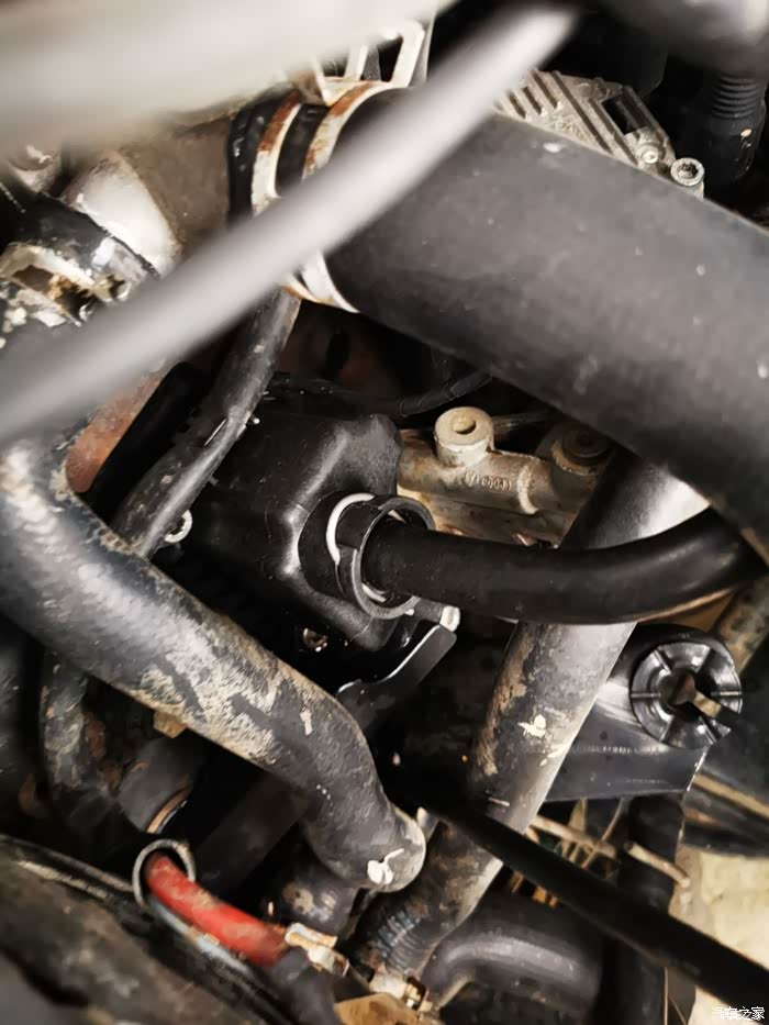 普桑曲轴箱通风阀 那里们,买的有?