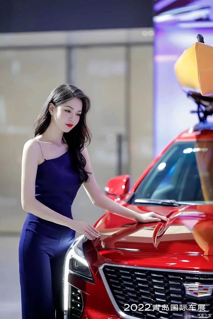 满屏都是腿车展一大波美女车模来了