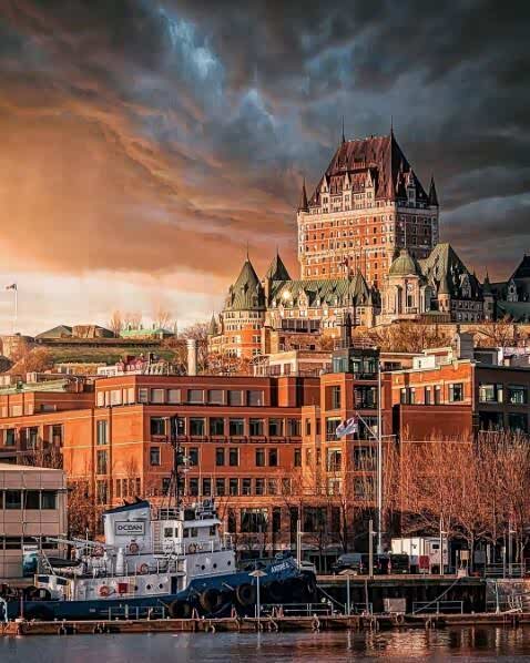 秋天梦幻城堡加拿大的魁北克老城