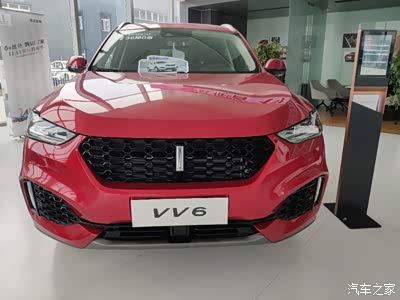 周一去看看魏派新款的vv6说实话在网上已经看过几次