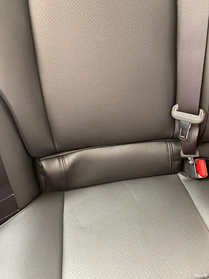 19款雷凌双擎儿童安全座椅isofix接口在哪