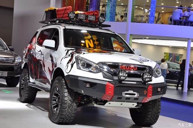 【图】重庆车展的改装母夜叉_五十铃mu-x牧游侠论坛_汽车之家论坛