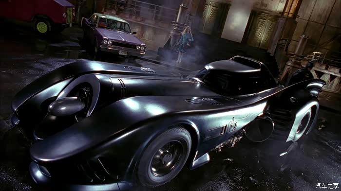 蝙蝠侠座驾暗夜魅影谈谈最具古典气质哥特风的1989蝙蝠车