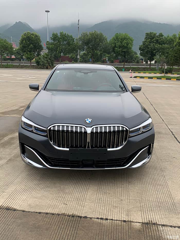 【图】740行政 磨砂极地灰.要贴车衣?_宝马7系论坛_汽车之家论坛