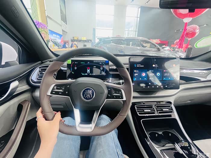 898万起售综合续航1245km比亚迪秦plusdmi值得入手吗