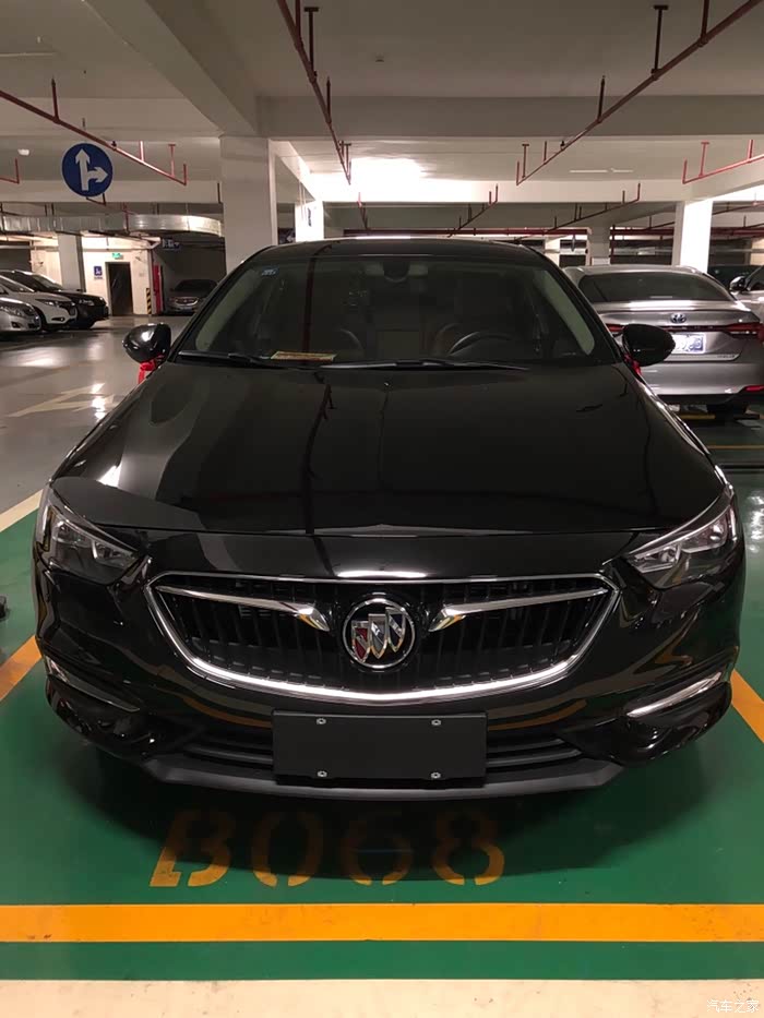 君威什么颜色最好看啊?