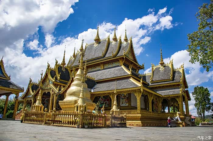 疫情中的广州西双版纳rav4之旅满目傣楼大象孔雀和佛塔