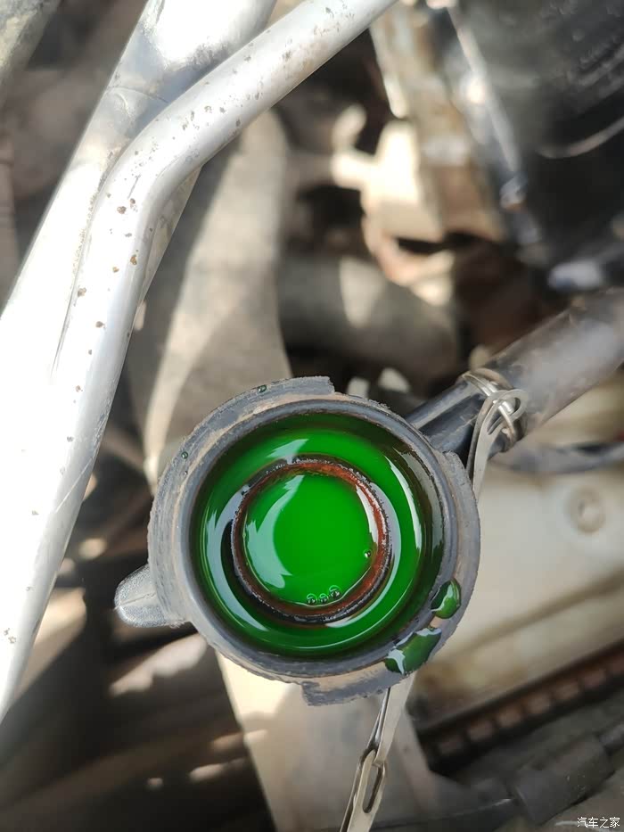 【图】6500元买的13年二手f0水箱漏水高温,更换防冻液_比亚迪f0论坛