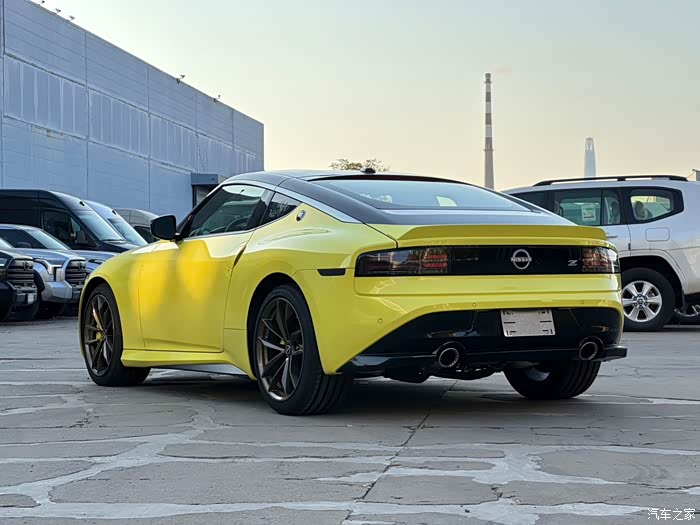 小众超跑日产400z