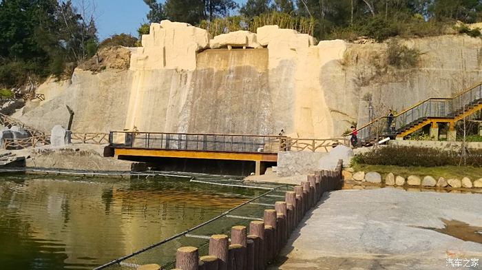 石狮宝盖石窟公园入口图片