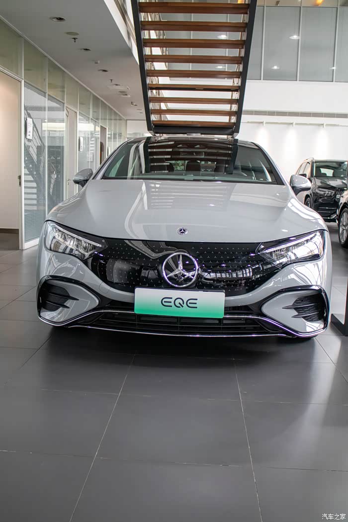 为你唤醒每寸感知#梅赛德斯新能源探店_奔驰eqe论坛_汽车之家论坛