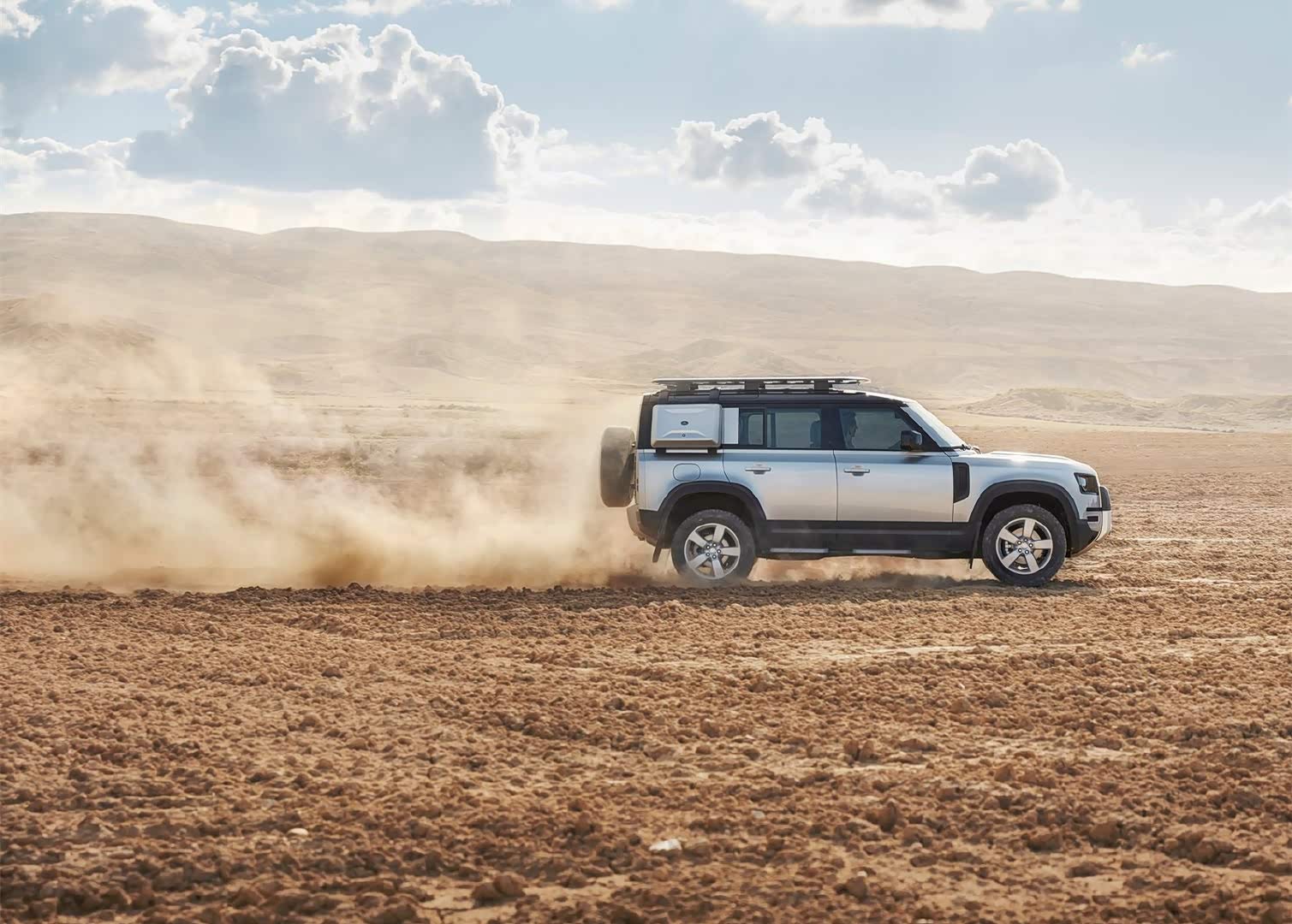 路虎卫士,豪华,大气好帅.