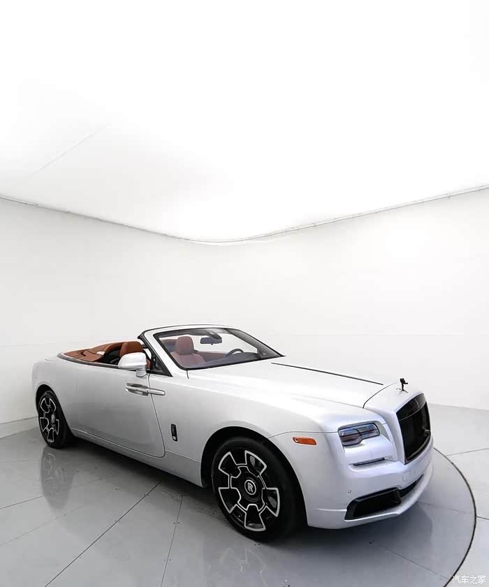 地表最奢敞篷车劳斯莱斯曜影银色子弹限量版全球仅50枚