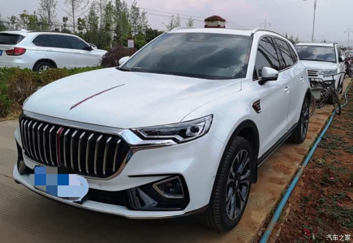 红旗hs5,让我满意,让她安心