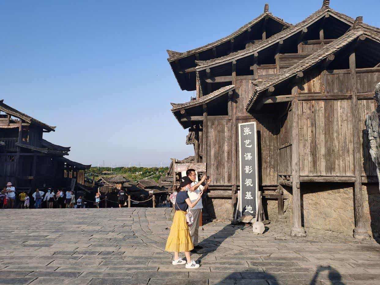 襄阳市枣阳县仿古建筑全为木料建造七形建筑非常别真