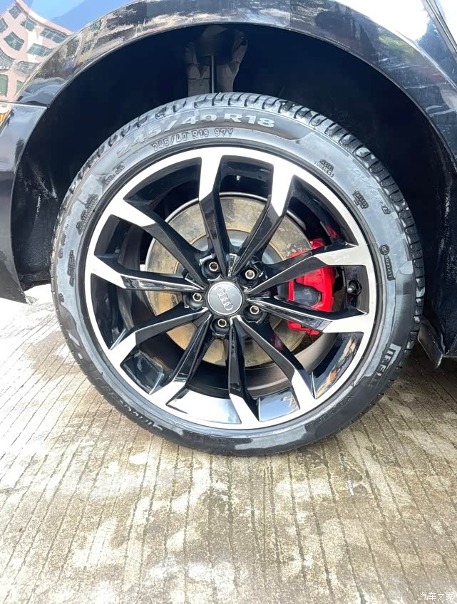 【图】出一套a4l原厂18寸花瓣轮毂_奥迪a4l论坛_汽车之家论坛