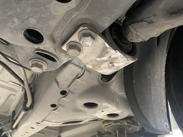 底盘大拖底求助