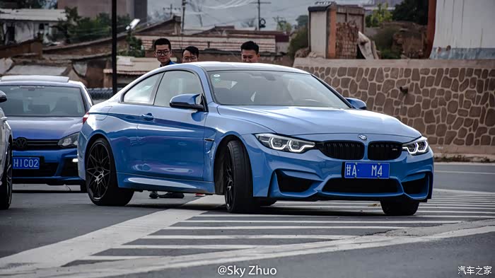 鼻孔还是小点好细品老款宝马m4