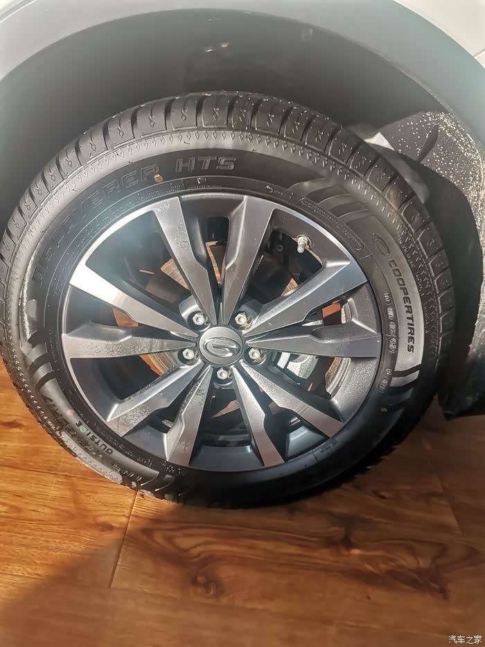 广汽传祺gs3轮胎