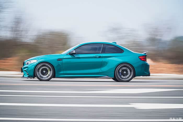 汽车老友记09宝马m2最不纯正和最有乐趣的宝马m车型