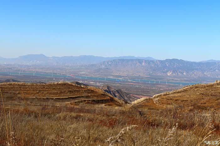 大营盘村的长城