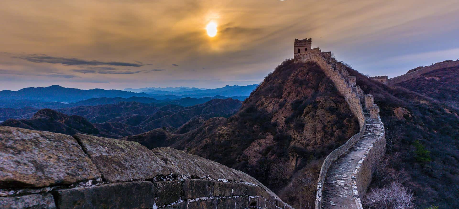 万里长城万里宽,壮观豪气