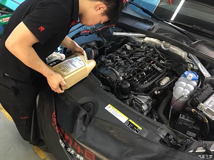 【图】二保归来,解答2018款a4l到底需要多少升机油疑惑_奥迪a4l论坛