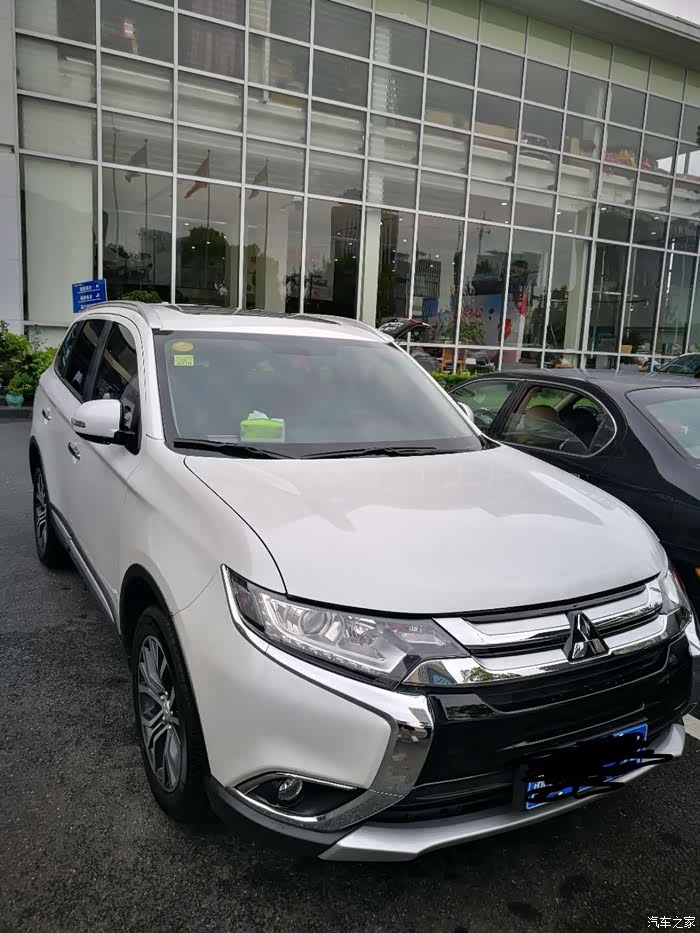 18款三菱欧蓝德荣耀20一个新手的提车作业