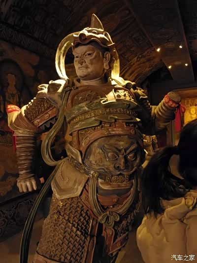 "麦积","云岗"著名四大石窟之精华,塑佛主,菩萨,弟子,天王,力士近三万